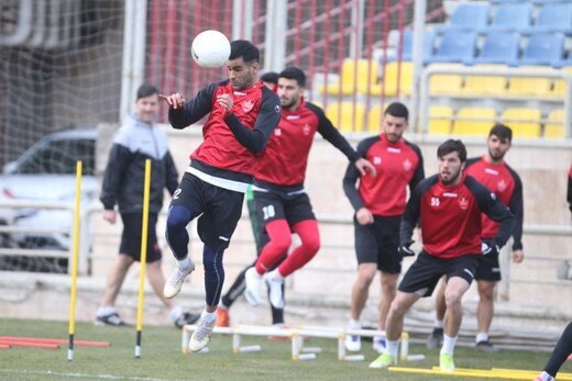 پرسپولیس در انتظار تصمیم مسئولان نفت