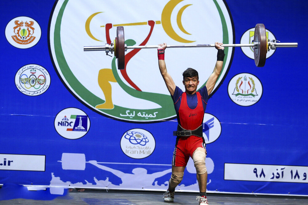 دوری ملی‌پوش وزنه‌برداری ایران از میادین