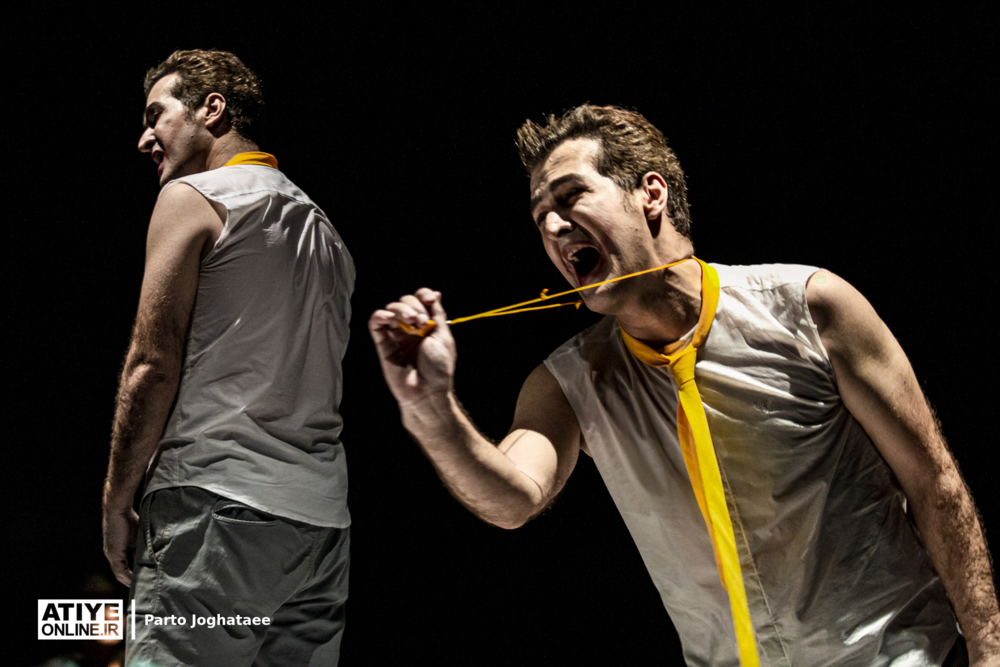 نمایش «شتر مرغ»