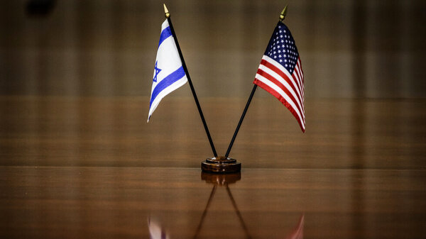 اطمینان‌بخشی رژیم صهیونیستی به بایدن در زمینه معاملات تجاری با چین
