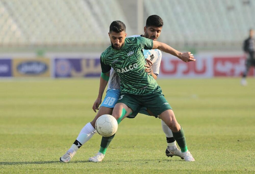 تساوی تراکتور و پیکان در روز پیروزی گل‌گهر