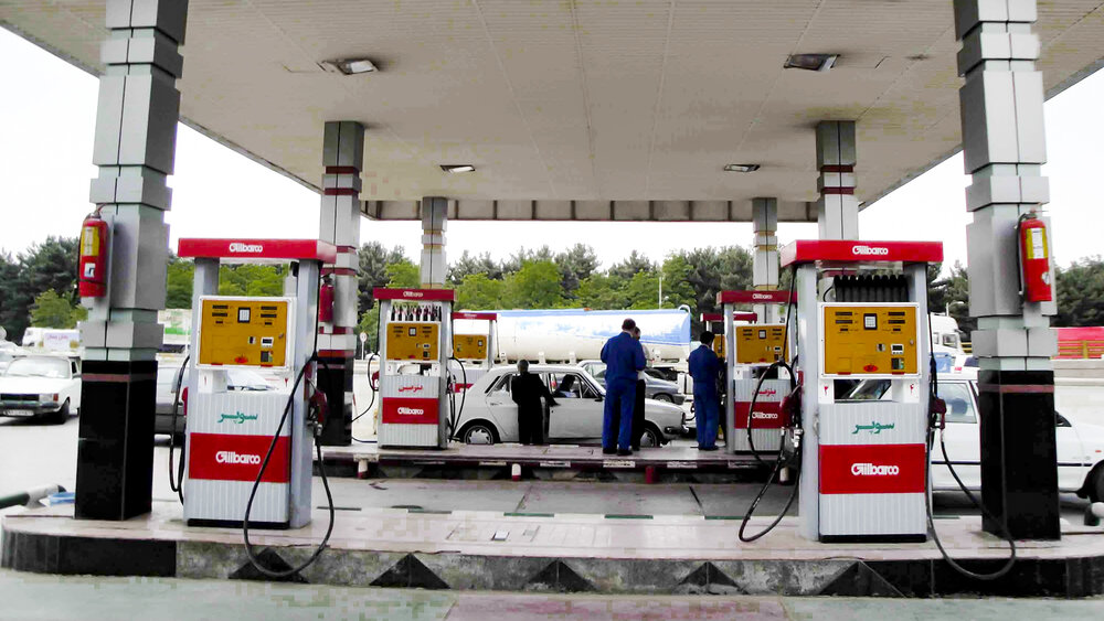 اختلال مقطعی پرداخت بهای بنزین برطرف شد