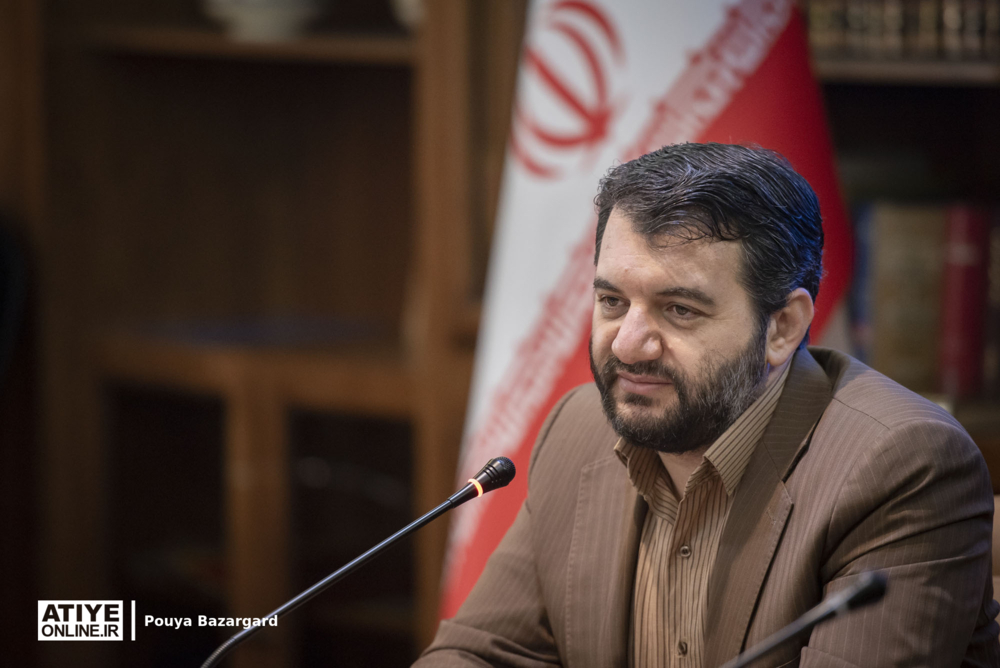 جامعه کار و تولید با مفاهیم قرآنی مانوس باشند