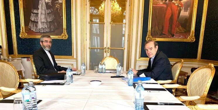 رایزنی دوجانبه باقری و مورا در وین