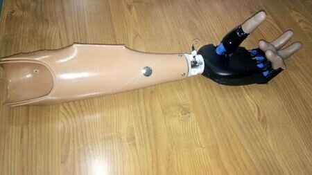 فرآیند تولید اولین نمونه پروتز الکترونیکی در ایران تکمیل شد