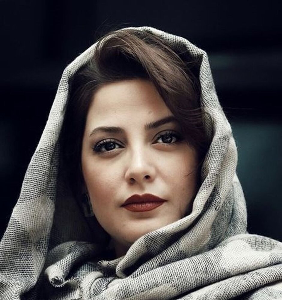 طناز طباطبایی روی پوستر فیلم «بی رویا»+عکس