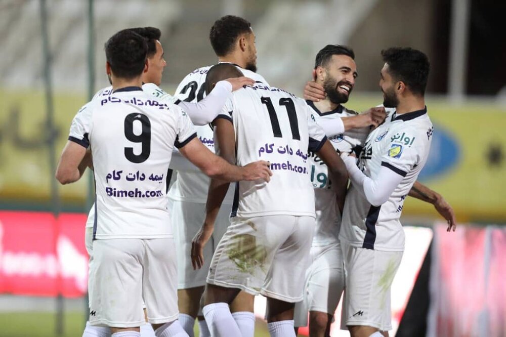 استقلال ۱ - ۰ پیکان / آبی‌پوشان راهی یک چهارم نهایی شدند