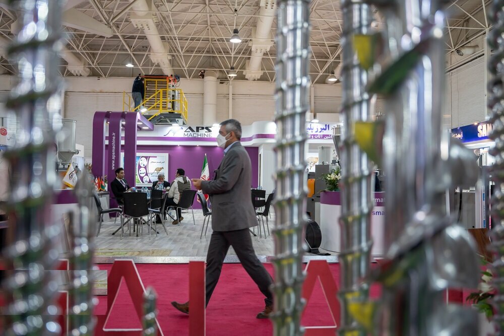 معرفی ۳۰ طرح پایین‌دستی پتروشیمی هم‌زمان با نمایشگاه ایران‌پلاست