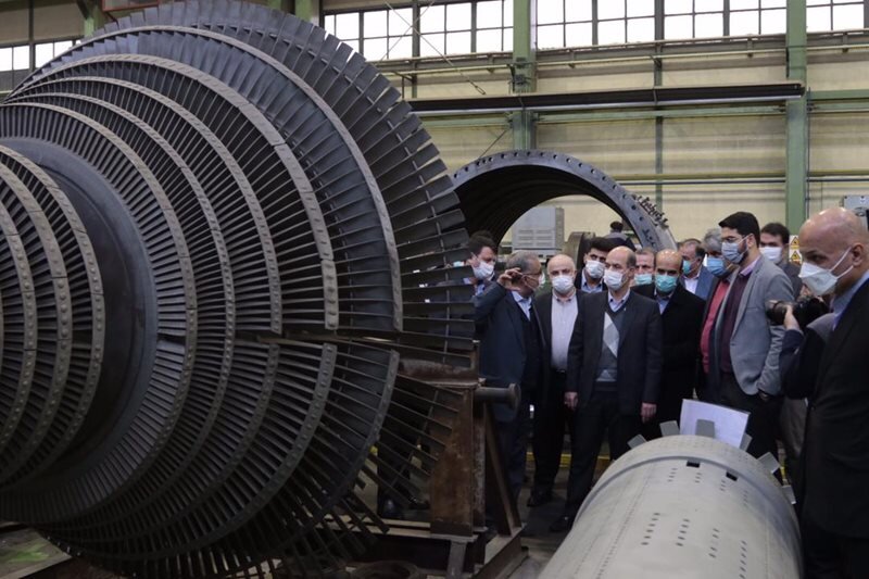 بازدید وزیر نیرو از شرکت تعمیرات نیروگاهی ایران