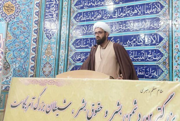 گرانی بی‌ضابطه در اردستان دغدغه مردم است
