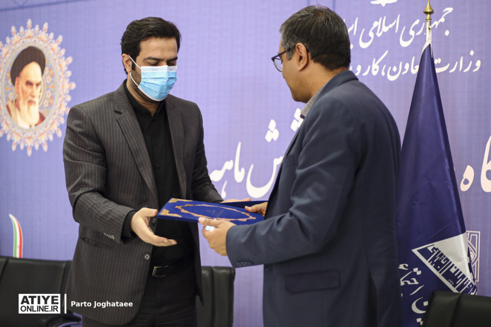 تفاهم‌نامه همکاری موسسه کار و تامین با کانون انجمن‌های صنفی کارگران کشور