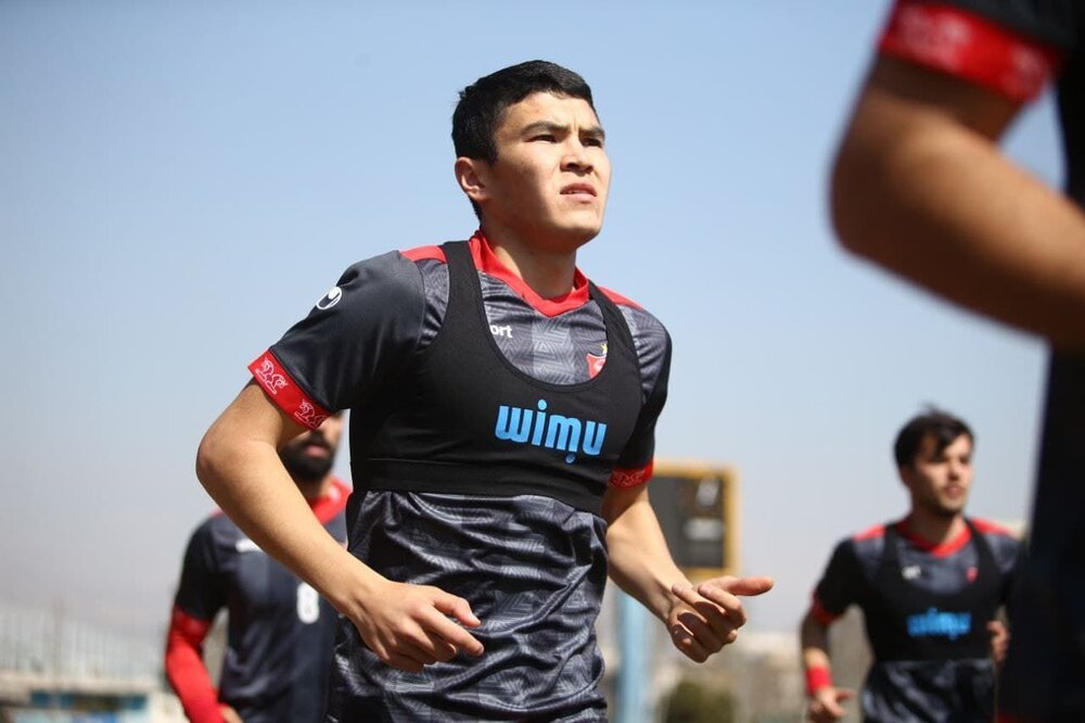 کارت بازی لژیونر پرسپولیس صادر شد