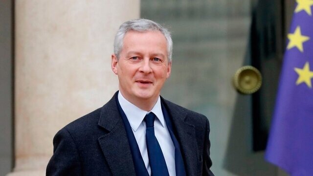 فرانسه نام "ده‌ها" تن از نزدیکان پوتین را برای تحریم ارائه داد