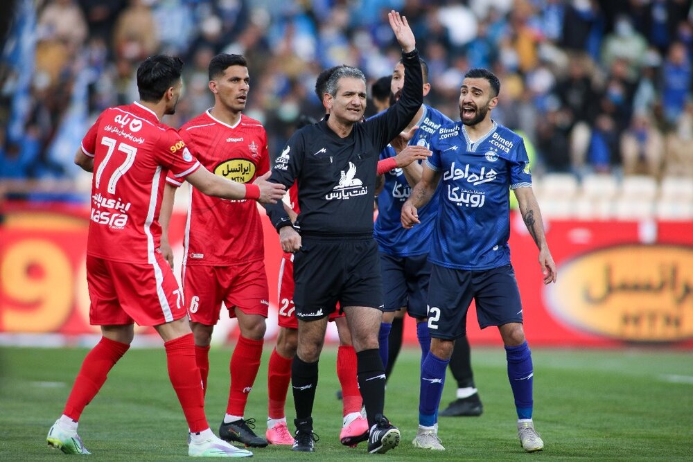 مُد شده داور بازنشسته را دربی و فینال می گذارند