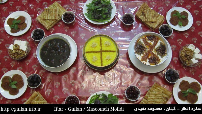 توصیه‌های تغذیه‌ای رمضانی برای نوجوانان و سالمندان