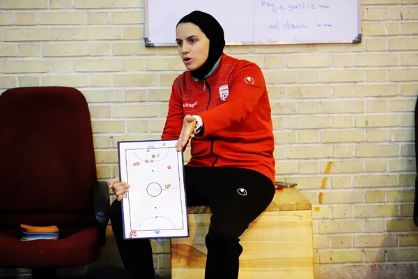 اظهارات جنجالی نیلوفر اردلان درباره تیم ملی فوتسال