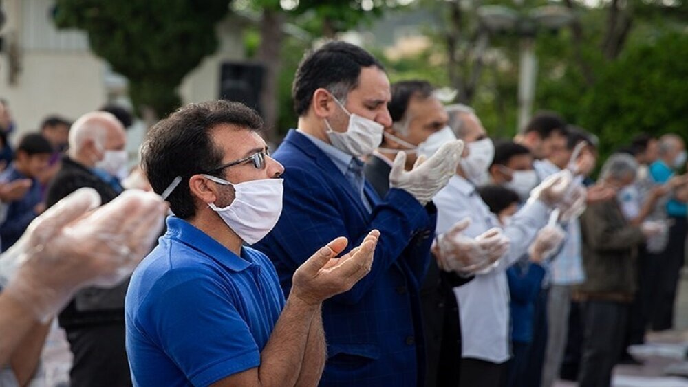 استفاده نمازگزاران عید فطر از ماسک حتی در فضای باز ضروری است