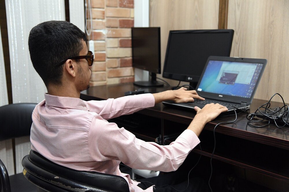 قیمت تبلت برجسته نگار با حذف ارز ترجیحی به ۴۶ میلیون تومان رسیده است