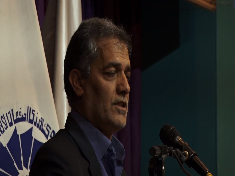 افزایش دستمزد اثری در تعدیل نیروی کار و تورم ندارد