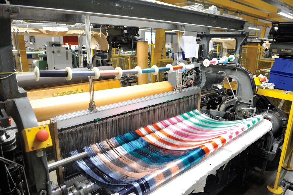 محرومیت‌زدایی، با سرمایه‌گذاری هدفمند در صنعت نساجی