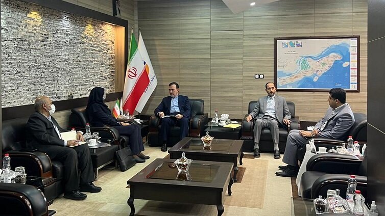 سازمان منطقه آزاد قشم همراه سازمان بهزیستی خواهد ماند