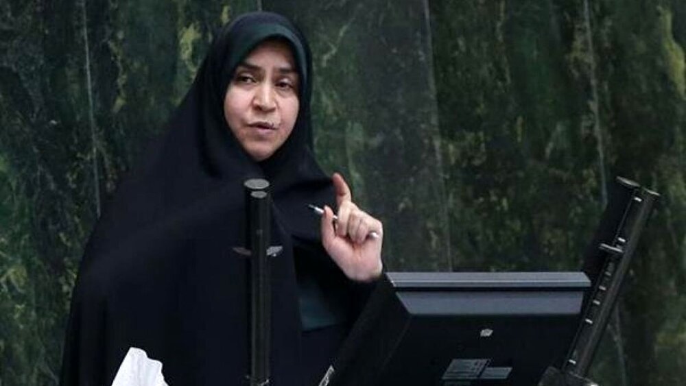 با اجرای بیمه زنان خانه‌دار، مادری شغل می‌شود