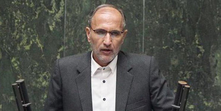 طرح مجلس برای تعیین تکلیف بیمه ۸۰۰ هزار کارگر ساختمانی