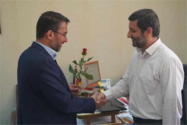 دیدار مدیرکل تعاون، کار و رفاه اجتماعی یزد با سادات اداره کل