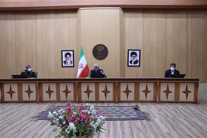 توسعه اقتصادی مرهون تلاش کارگران و مدیریت کارفرمایان است