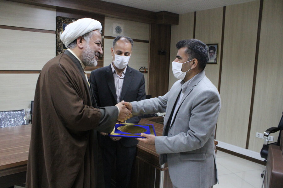 تقدیر سرپرست بهزیستی استان خوزستان از کارکنان روابط عمومی