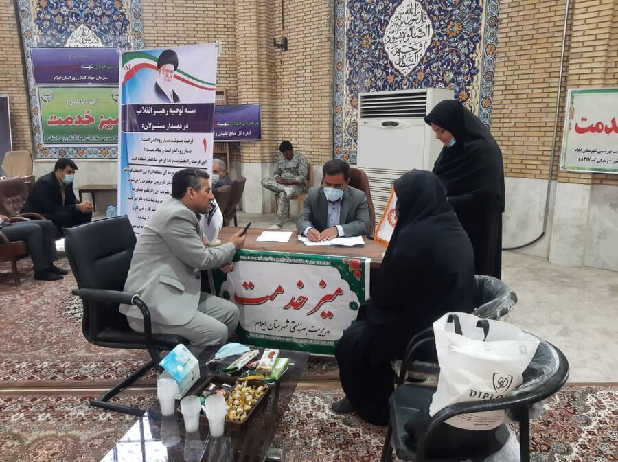 میز خدمت در محراب عبادت