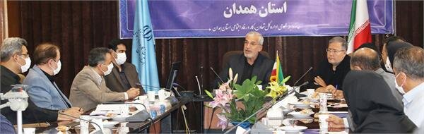 عمل به مفاد بیانیه گام دوم انقلاب فرض واجب است