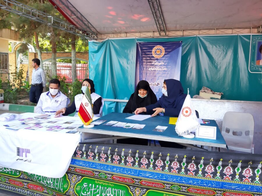 برپایی میز خدمت بهزیستی البرز در مصلّی نماز جمعه کلانشهر کرج