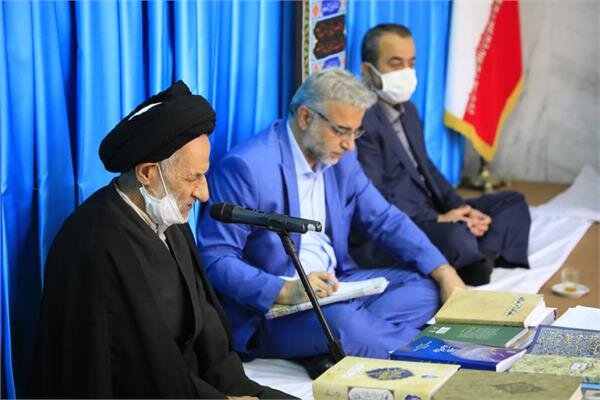 اطلاع رسانی عملکرد دولت در راستای امیدآفرینی برای جامعه باشد