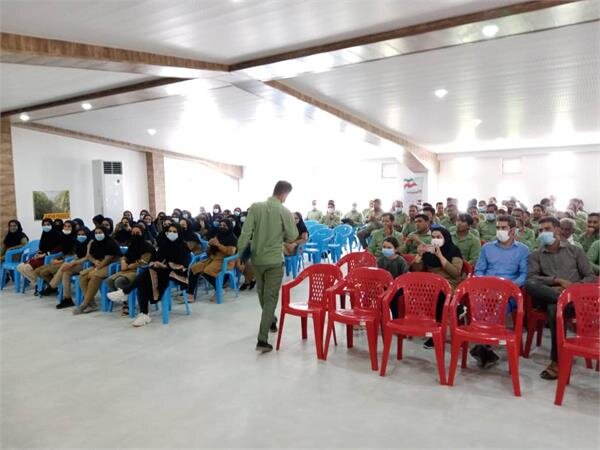 تجلیل از کارگران شهرستان رودان