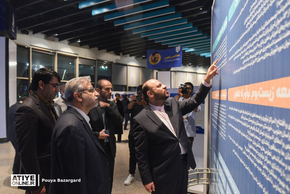 بازدید سرپرست وزارت تعاون، کار و رفاه اجتماعی از نمایشگاه «رسم تعاون»