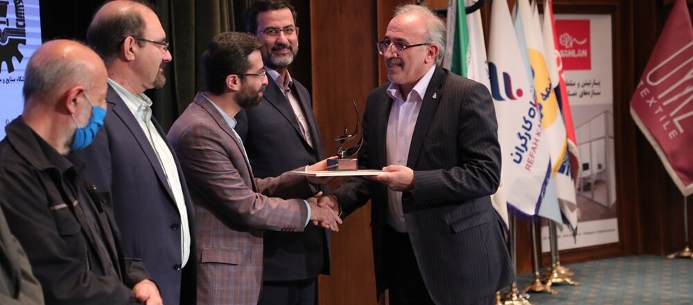 بانک رفاه کارگران در حمایت از تولید ملی برگزیده شد