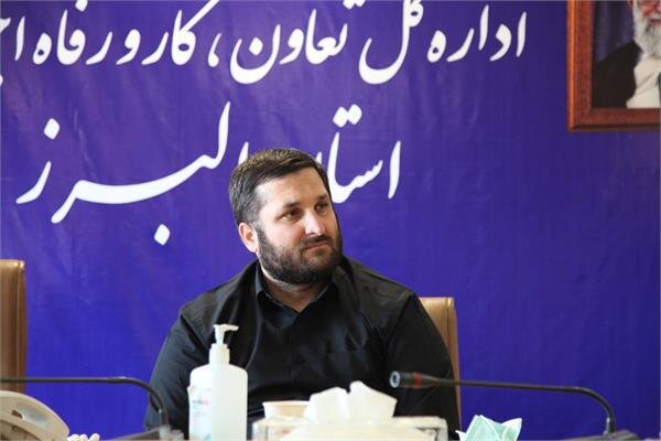 بازدید مدیرکل تعاون کار و رفاه اجتماعی استان البرز از شفا فارمد