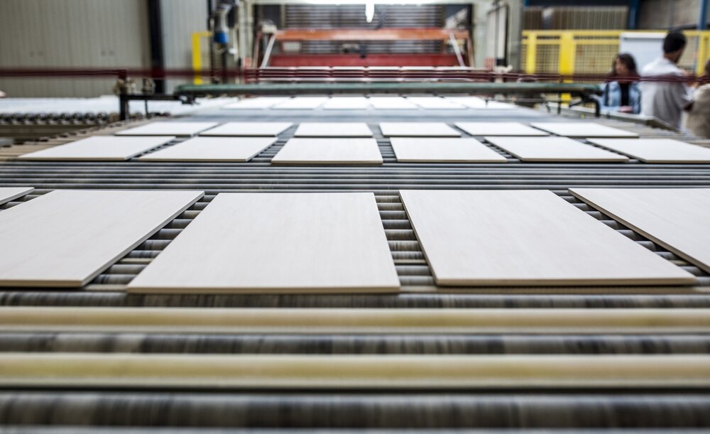 چالش عدم تناسب افزایش تولید با صادرات و دپو کاشی در کشور