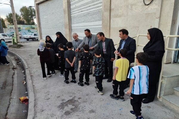 اعزام کاروان شکوفه‌های اردبیل به حرم رضوی