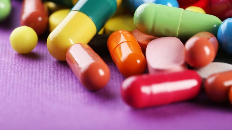 افزایش ۲ برابری ظرفیت تولید آنتی‌بیوتیک‌ها در کشور