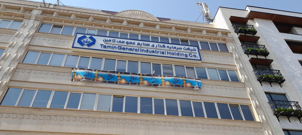 خلق ارزش افزوده؛ راه‌حل پیشرفت اقتصادی کشور