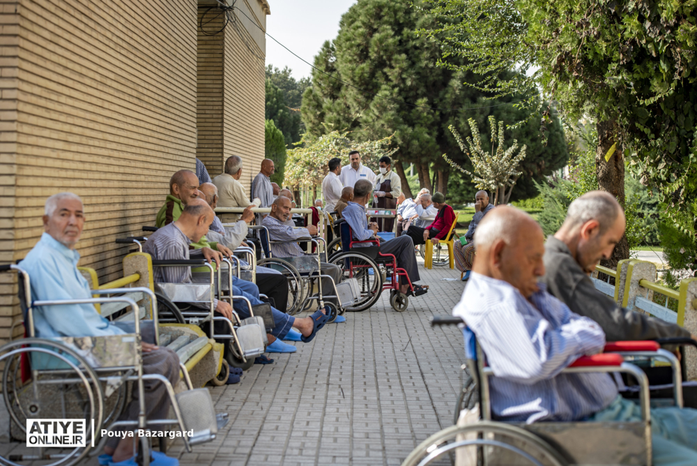 راه‌اندازی مراکز روزانه سالمندان رویکرد بهزیستی استان مرکزی است
