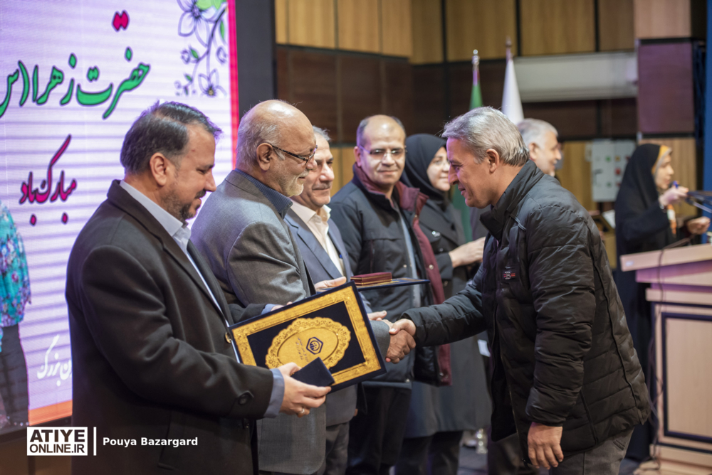 آیین تکریم بازنشستگان اداره کل تامین اجتماعی شرق تهران