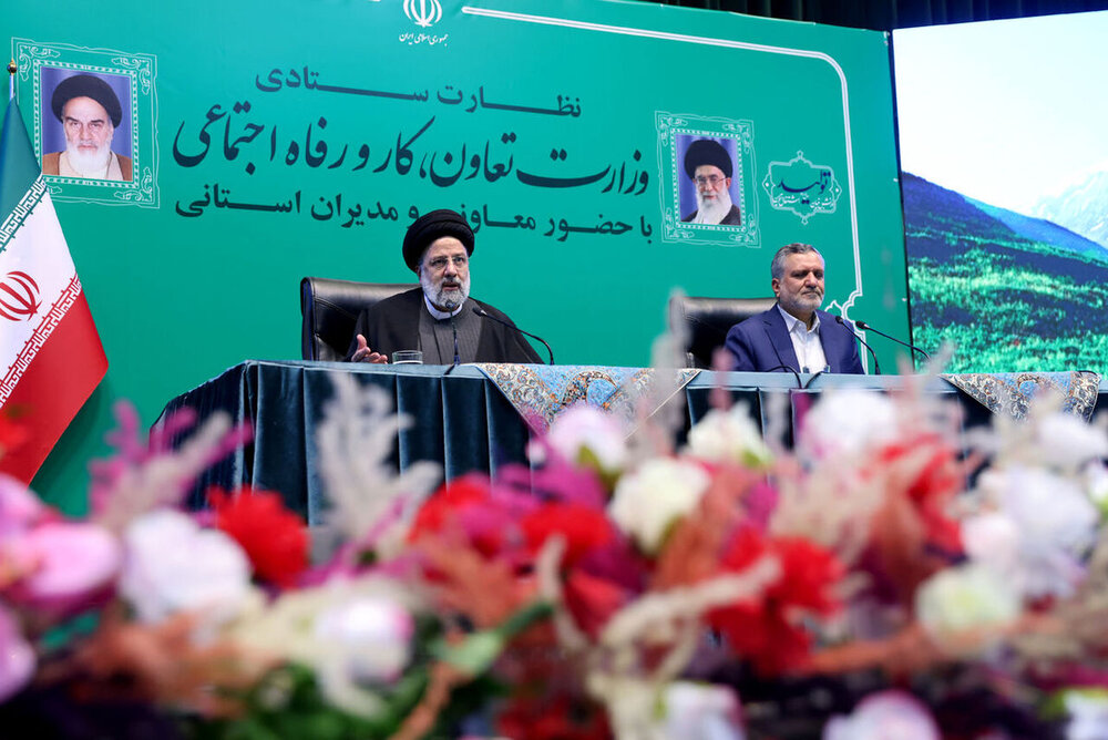 پایداری صندوق‌های بیمه‌ای ماموریت وزارت کار است