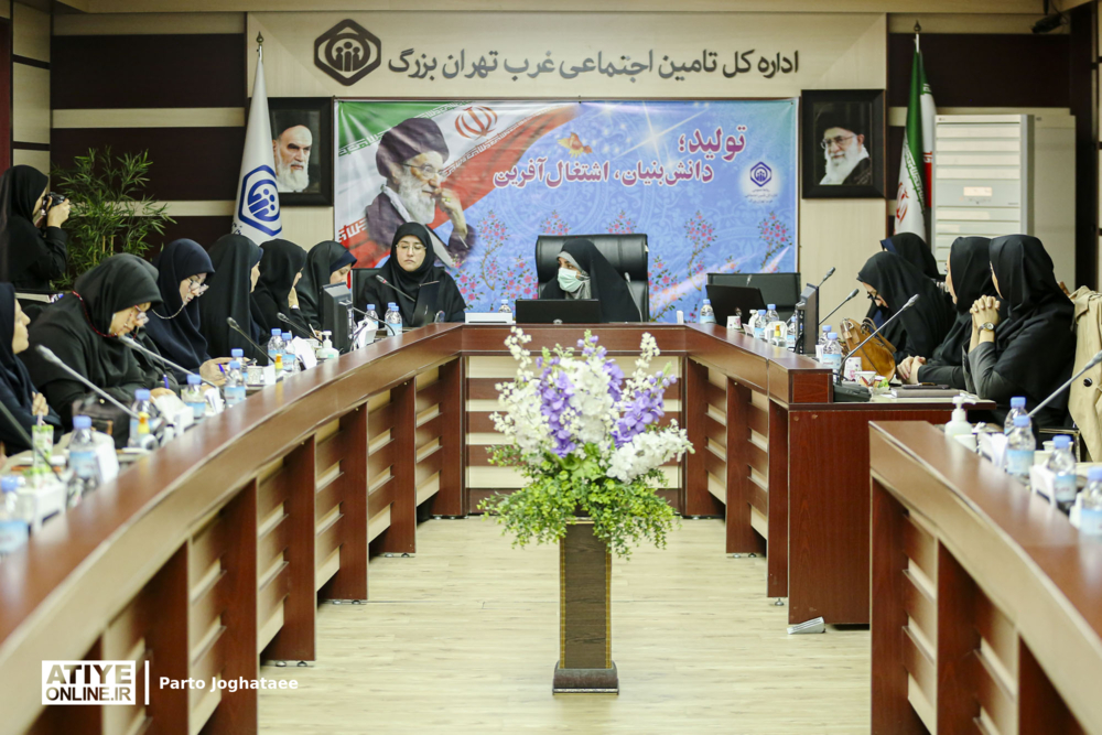 زنان شاغل در شعب بیمه‌ای قوی و توانمندند