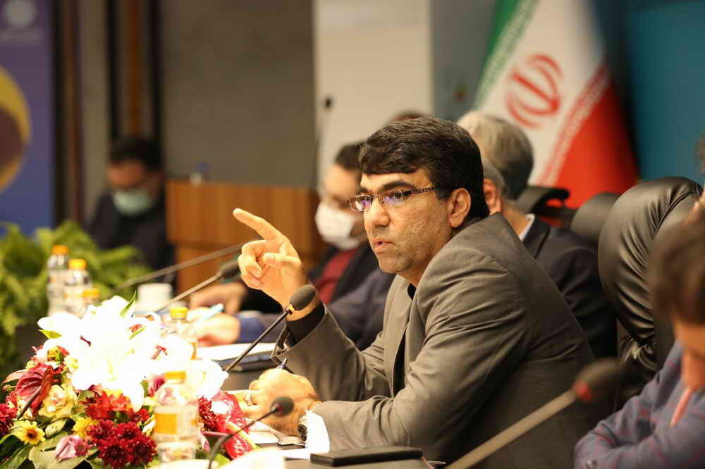 زنان از توانمندی کافی برای پذیرش مسئولیت‌های مهم برخوردارند