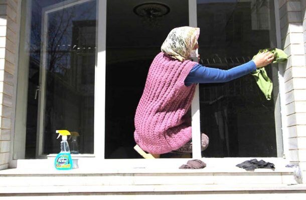  زنان شاغل خدماتی مشمول قانون کار هستند