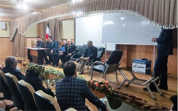 انتخابات کانون کارآفرینان برتر رسمی استان لرستان برگزار شد