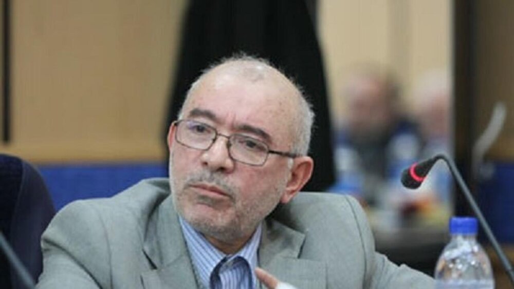 کودک تا ۶ ماهگی شیرمادر بخورد